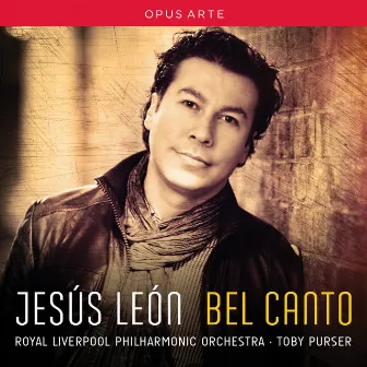 Bel canto by Jesús León