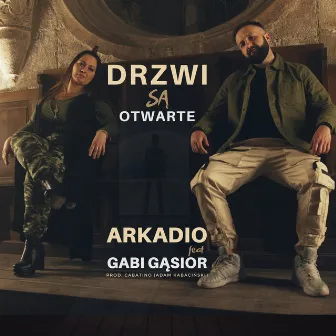 Drzwi są otwarte by Gabi Gąsior