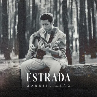 Estrada by Gabriel Leão