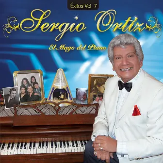 Exitos, Vol. 7 by Sergio Ortiz