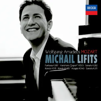 Plays Mozart by Michail Lifits