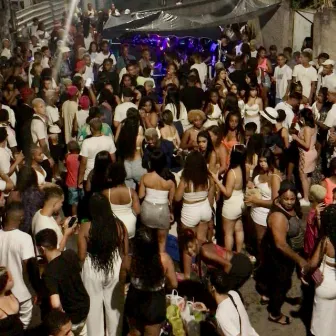 Sequência de toma toma by DJ FUMO DO SAO PEDRO