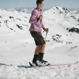 Allein by Matrosen in Lederhosen