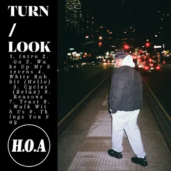 Turn And Look by MoMa Ready