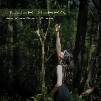 Mujer Tierra by Mercedes García Blesa