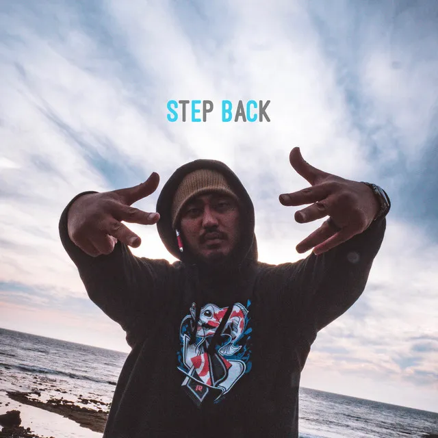 Step Back (feat. Ariano)