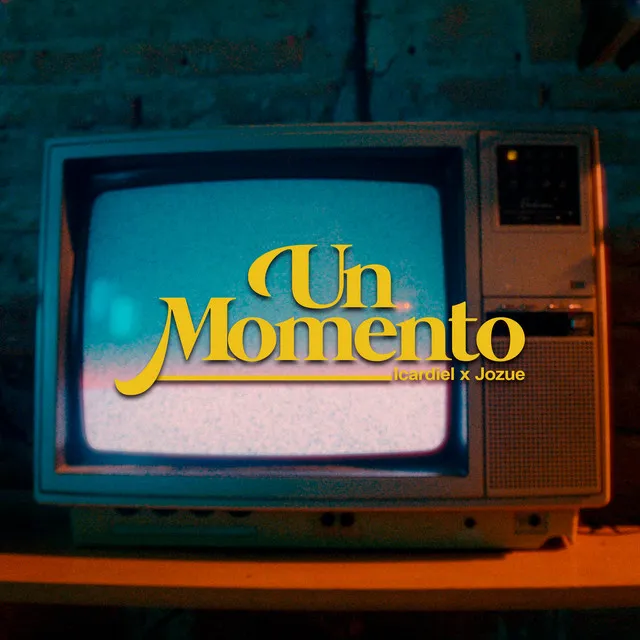 Un Momento