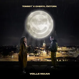 Volle Maan by Cheryl Öztürk