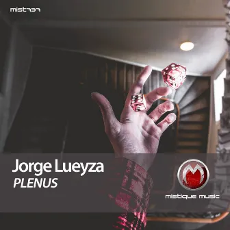 Plenus by Jorge Lueyza