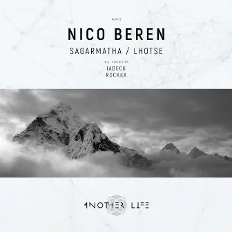 Sagarmatha / Lhotse by Nico Beren