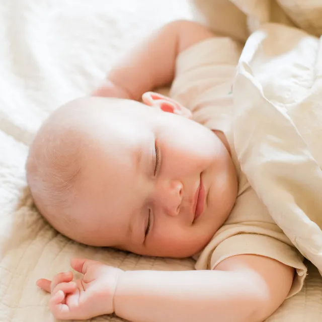 Baby Dreams: Sweet Naptime Moments with Ambient Music