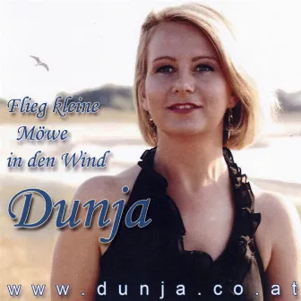 Flieg kleine Möwe in den Wind by Dunja