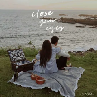 Close Your Eyes by arkn