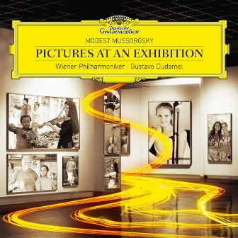 Mussorgsky: Pictures At An Exhibition by Wiener Philharmoniker