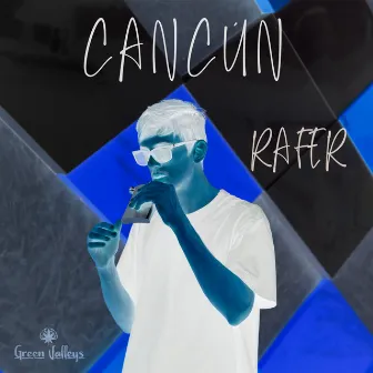 Cancún by Rafer