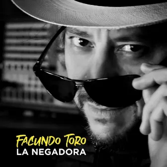 La Negadora by Facundo Toro