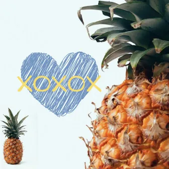 pineapple smoothie by XOXOX