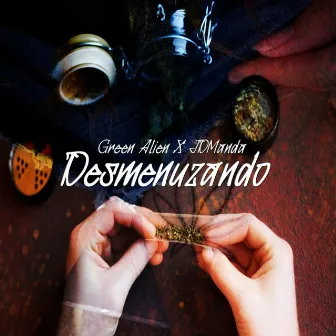 Desmenuzando by Green Alien