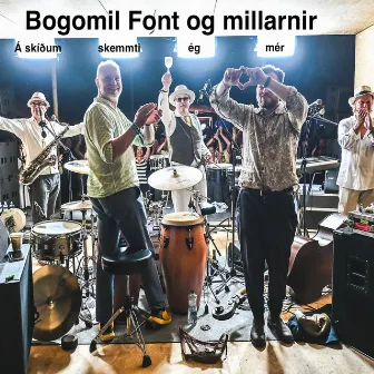 Á skíðum skemmti ég mér by Bogomil Font