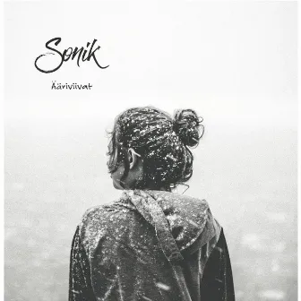 Ääriviivat by Sonik