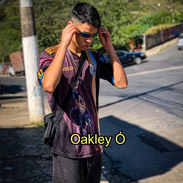 Oakley Ó