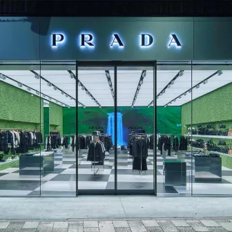 Prada by VroTae