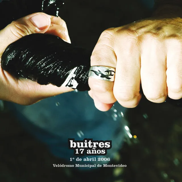 Buitres - En Vivo