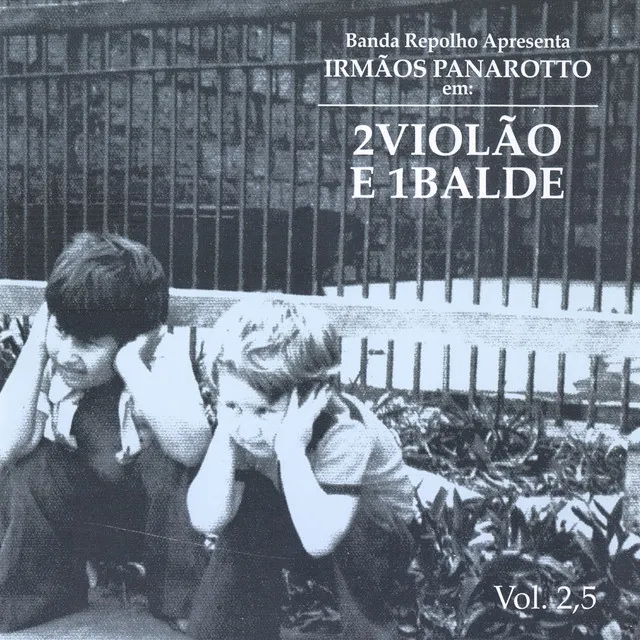 2Violão e 1Balde