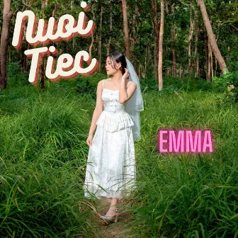 Nuoi Tiec by Emma