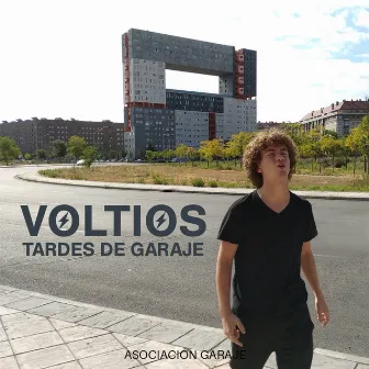 Voltios by Tardes de Garaje