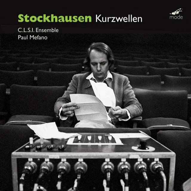 Kurzwellen, Work No. 25, System 1: Radio Followed by Instrumental Duo [1 Synchronous Event]