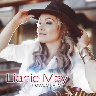 Naweeklyfie by Lianie May