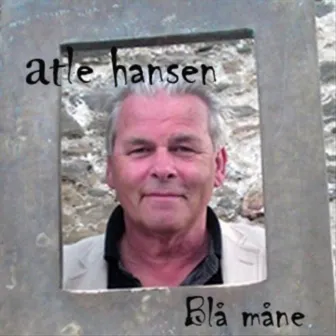 Blå Måne by Atle Hansen