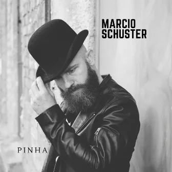 Pinha by Marcio Schuster