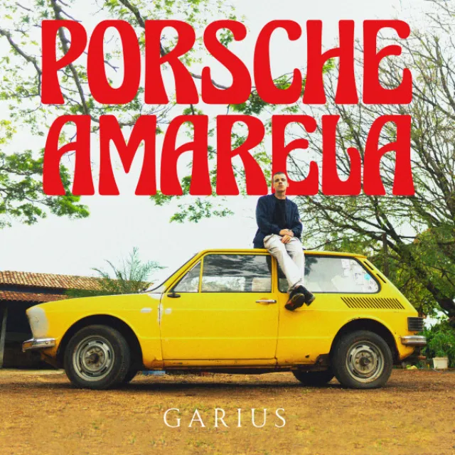 Porsche Amarela