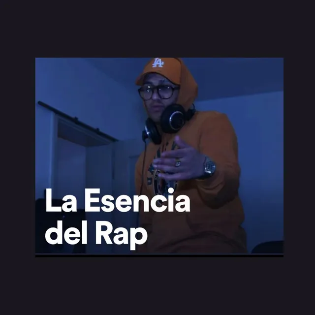 La Tipa Esta al Tope