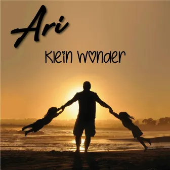 Klein Wonder by Ari