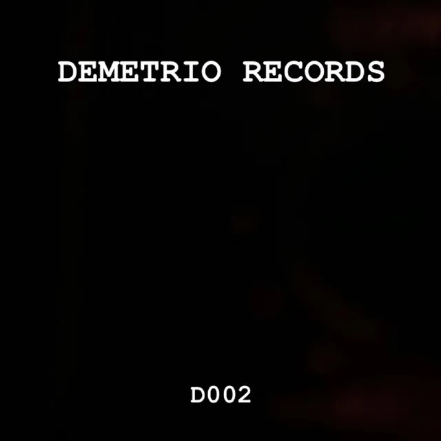 D002