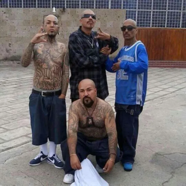 cholos