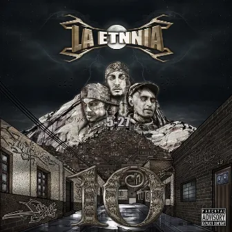 10 by La Etnnia