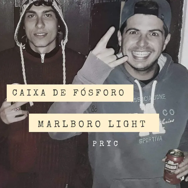 Caixa de Fósforo e Marlboro Light