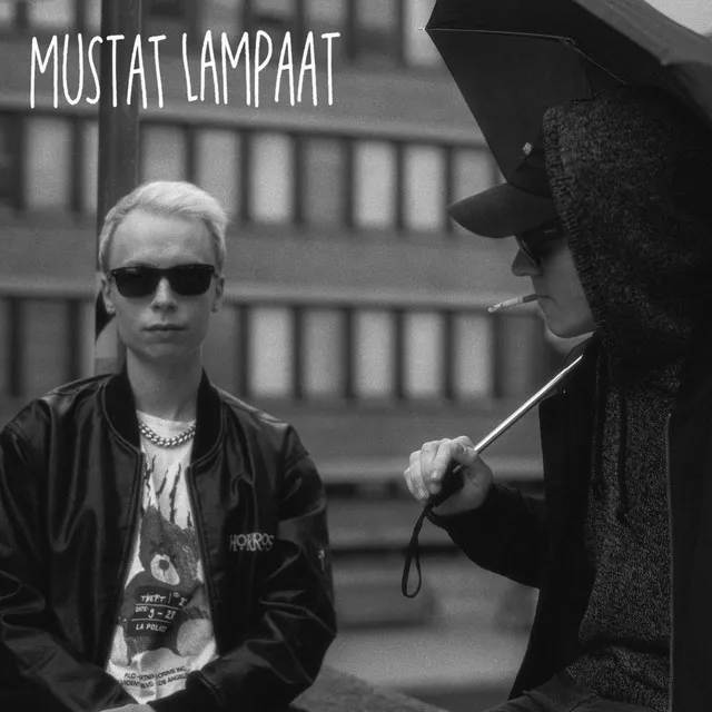 Mustat lampaat