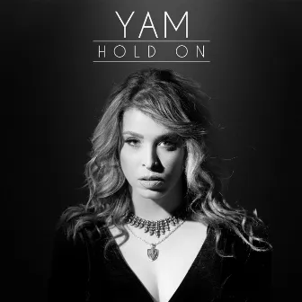 Hold On by ים גרוניך