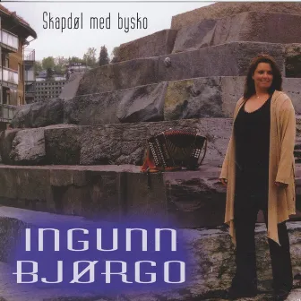 Skapdøl Med Bysko by Ingunn Bjørgo