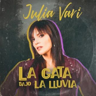 La Gata Bajo la Lluvia by Julia Vari