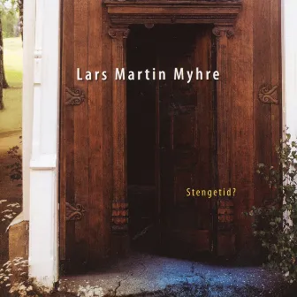 Stengetid? by Lars Martin Myhre