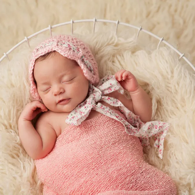 Baby Sleep Elegance: Melodic Serenity