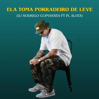 Ela toma porradeiro de leve by Dj Rodrigo Guimaraes