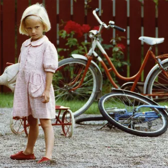 Lotta på Bråkmakargatans bästa by Astrid Lindgren