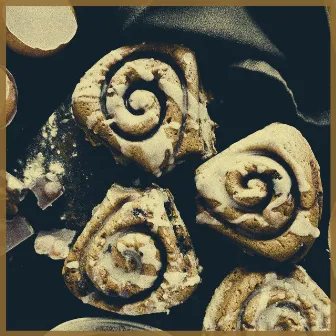 Cinnamon Rolls by Audiokitchen